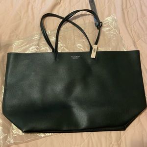 NEW ** Black Victoria’s Secret Tote